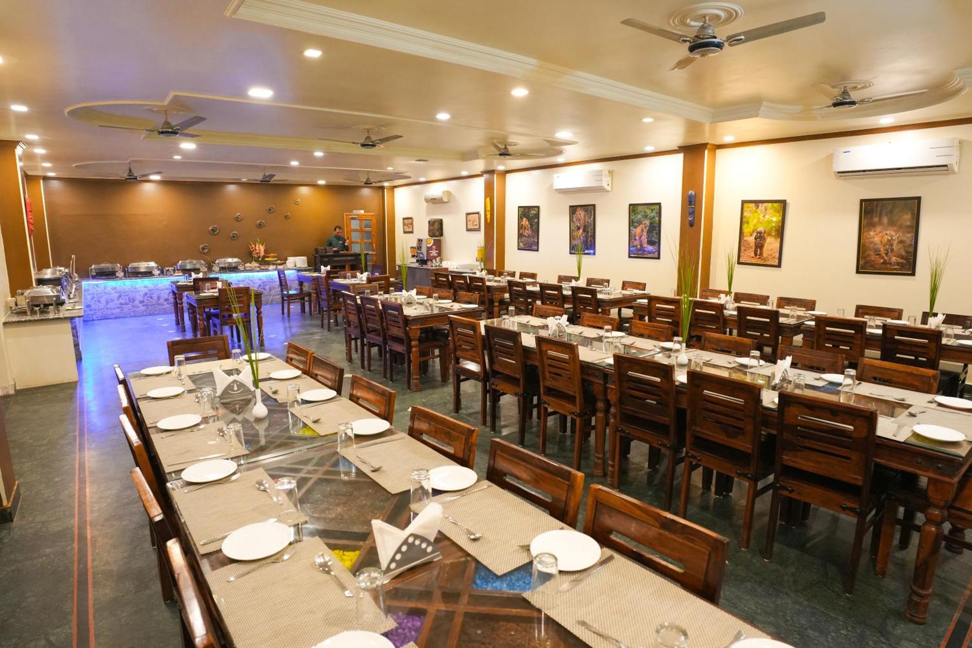 Raj Palace Resort Sawai Madhopur Exterior photo