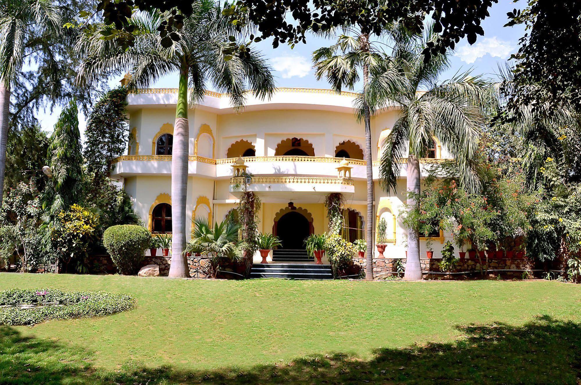 Raj Palace Resort Sawai Madhopur Exterior photo