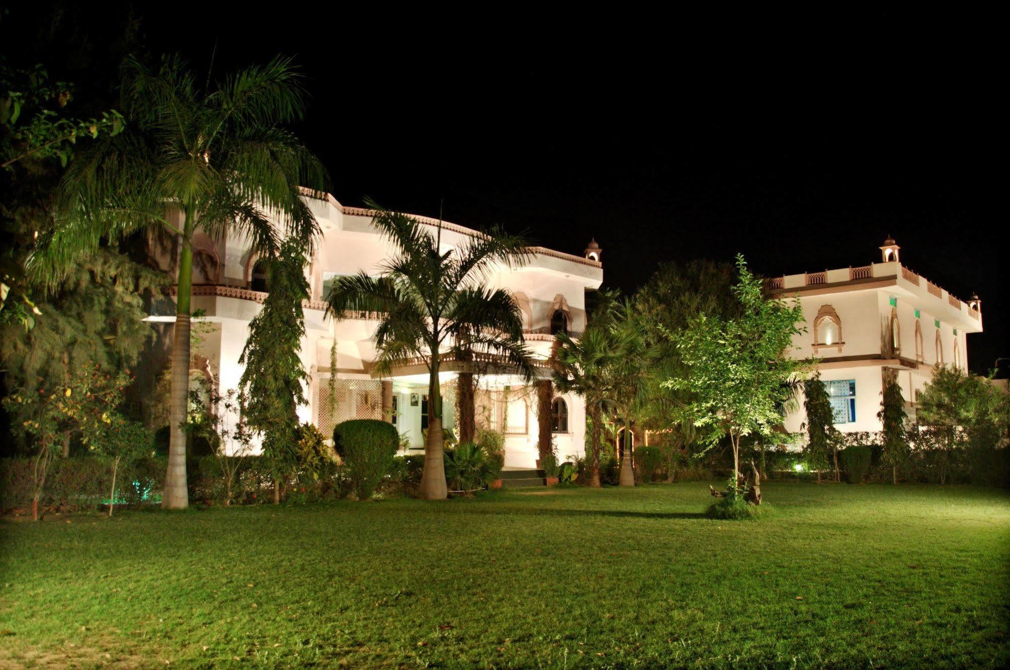 Raj Palace Resort Sawai Madhopur Exterior photo